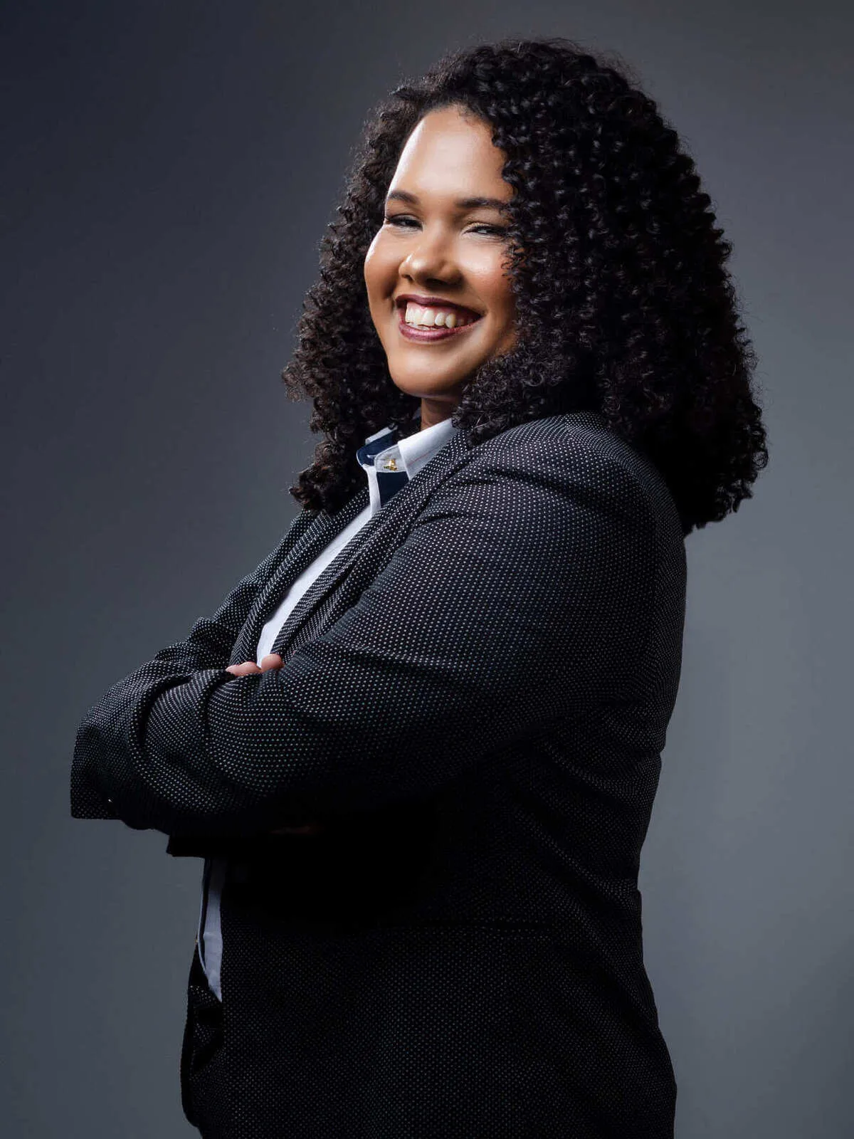 Dra. Luanda Naiara Cerqueira Santos Machado - Especialista em Concursos Públicos